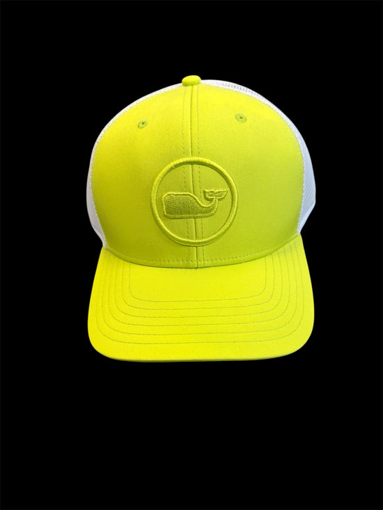 Vineyard vines whale dot trucker hat